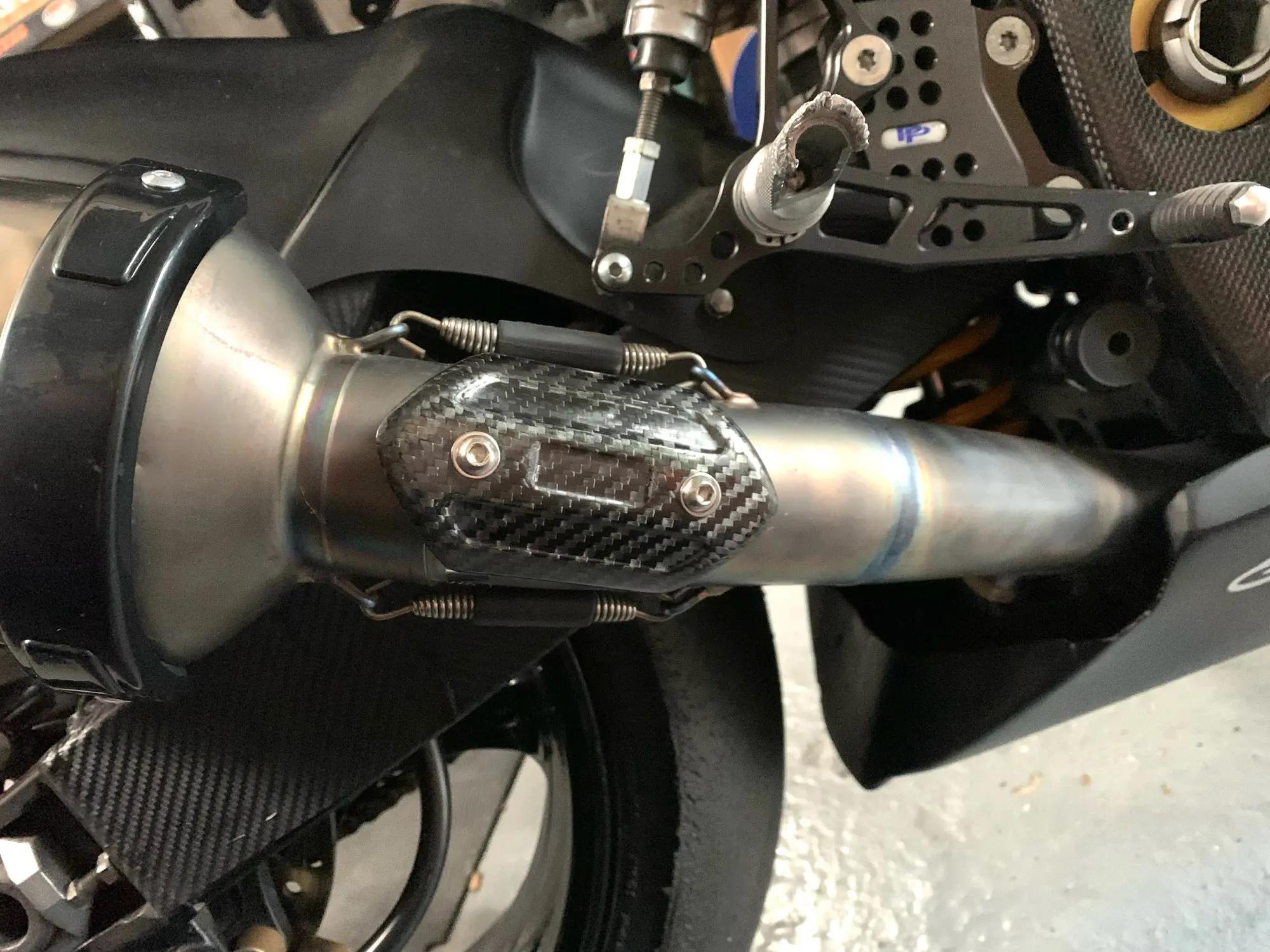 Couvercle de bouclier thermique d'échappement universel pour moto, protection de tuyau de liaison de