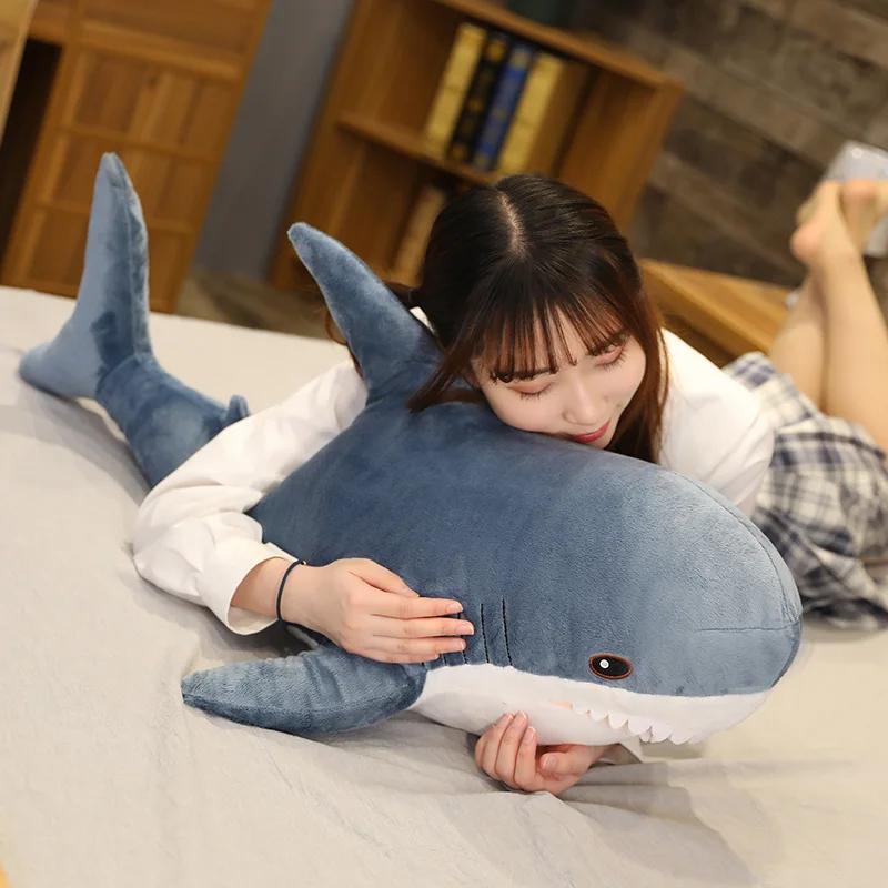 Jouet en peluche requin mignon 45/60/80cm, oreiller de lecture d'animaux en peluche doux pour cadeau
