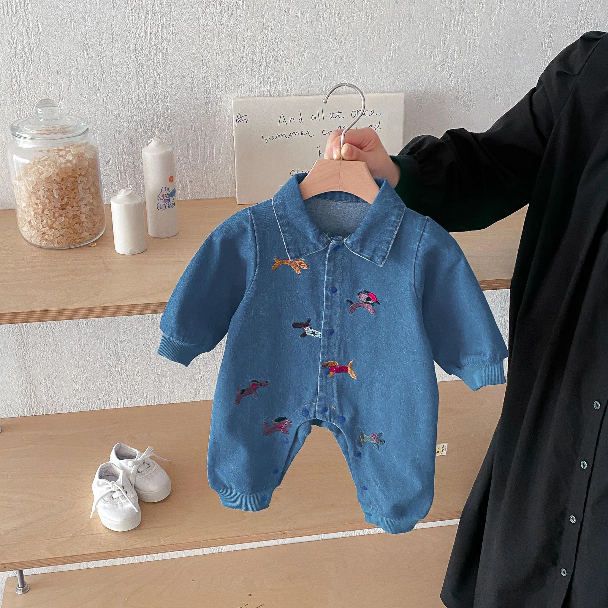 Costume une pièce pour bébé, vêtements d'automne en denim, vêtements rampants d'extérieur brodés pou