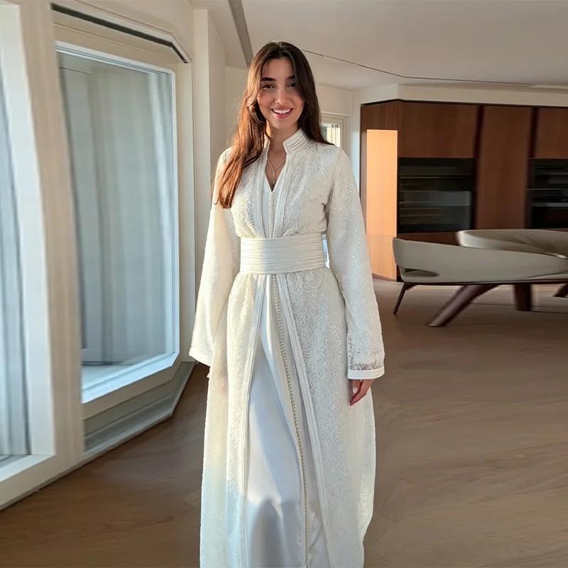 Caftan Abaya marocain blanc de luxe brodé pour femmes, robe longue à manches longues avec ceinture, 