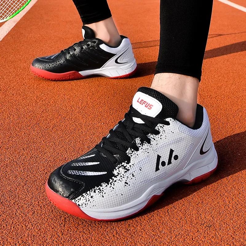 Chaussures de Badminton pour hommes, baskets professionnelles respirantes d'intérieur originales rés
