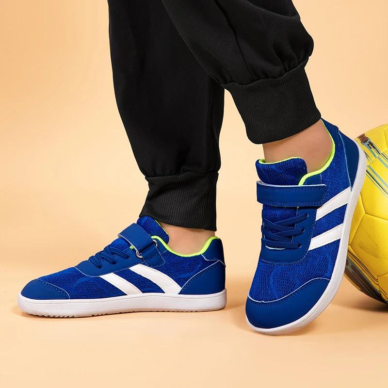 Nouveau modèle de chaussures de sport pour jeunes, chaussures à large ouverture, adaptées aux enfant