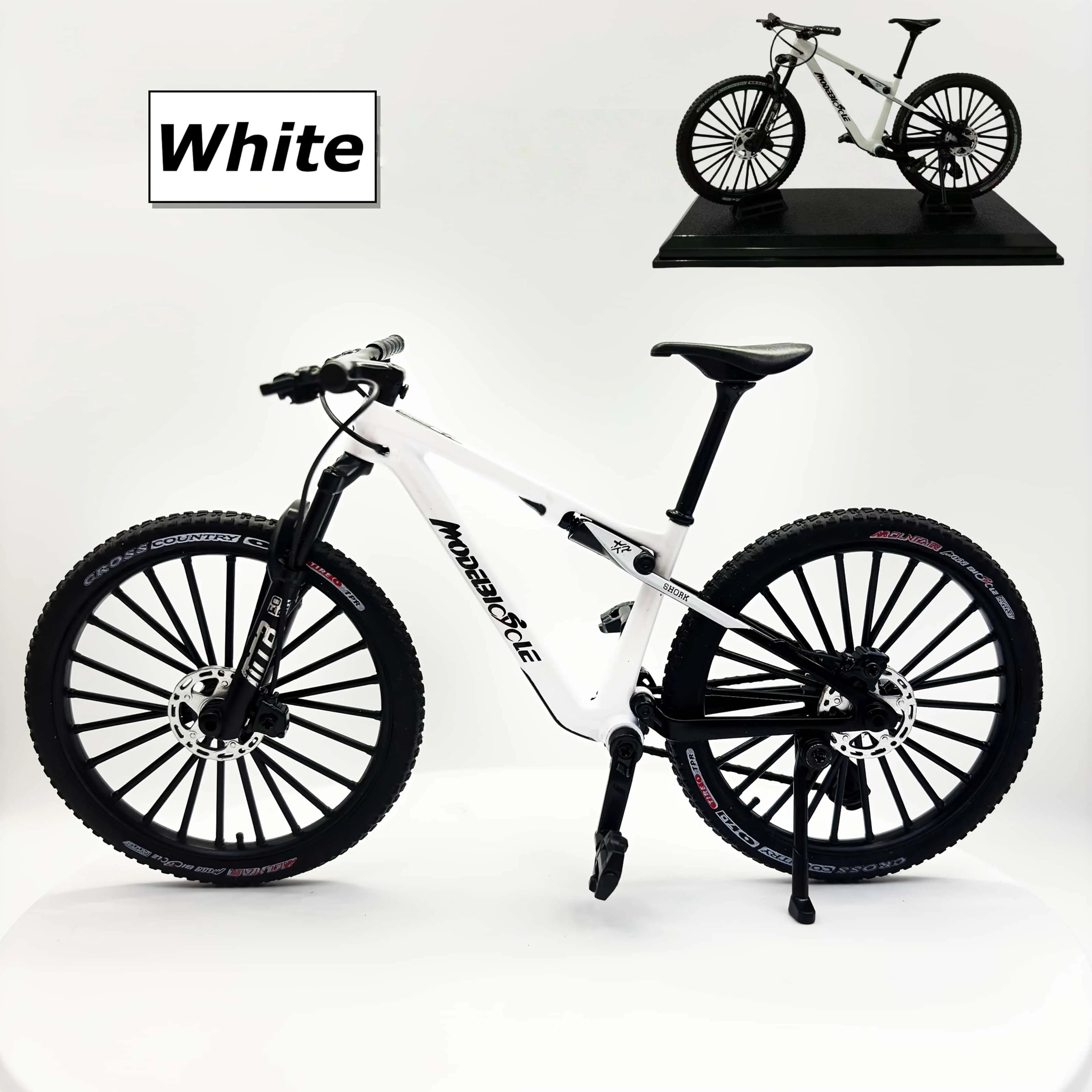 Modèle et base de VTT vintage en métal 1:8, mini jouet de vélo en alliage de bureau, cadeau parfait 