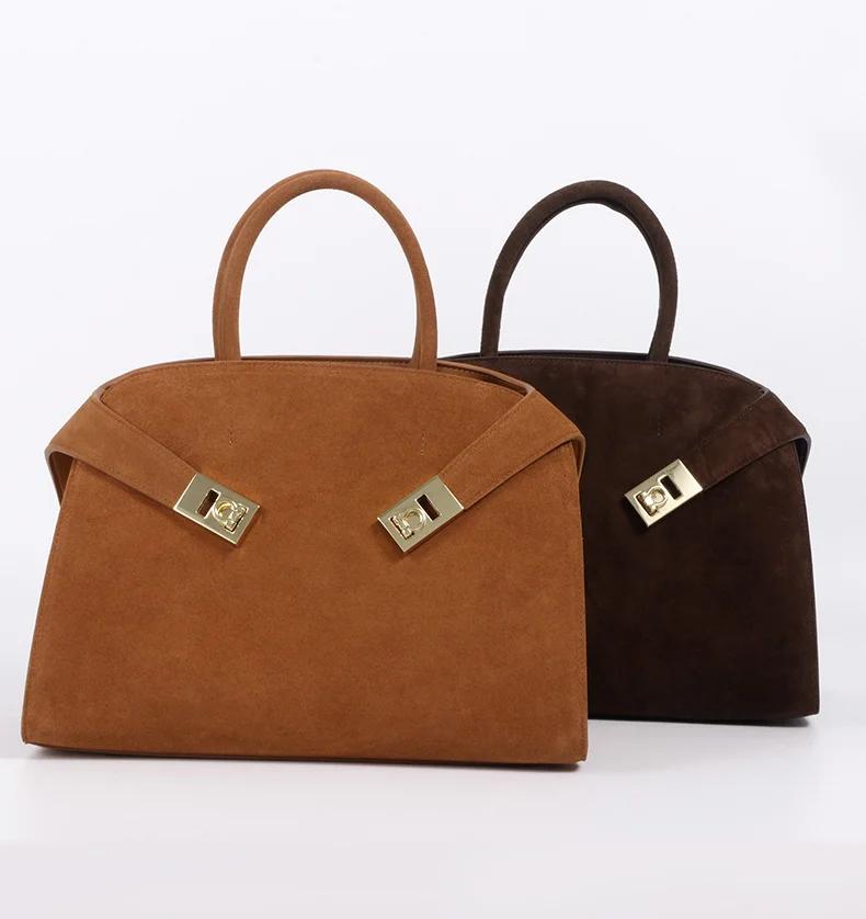 Niche léger luxe mat cuir grande capacité peau de vache femmes sac à main marron daim fourre-tout sa