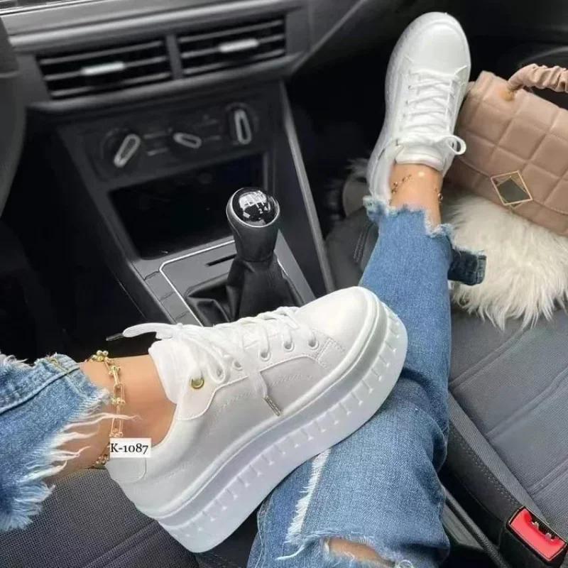 Baskets légères à plateforme en cuir PU pour femmes, chaussures de sport à tête ronde, à lacets, vul