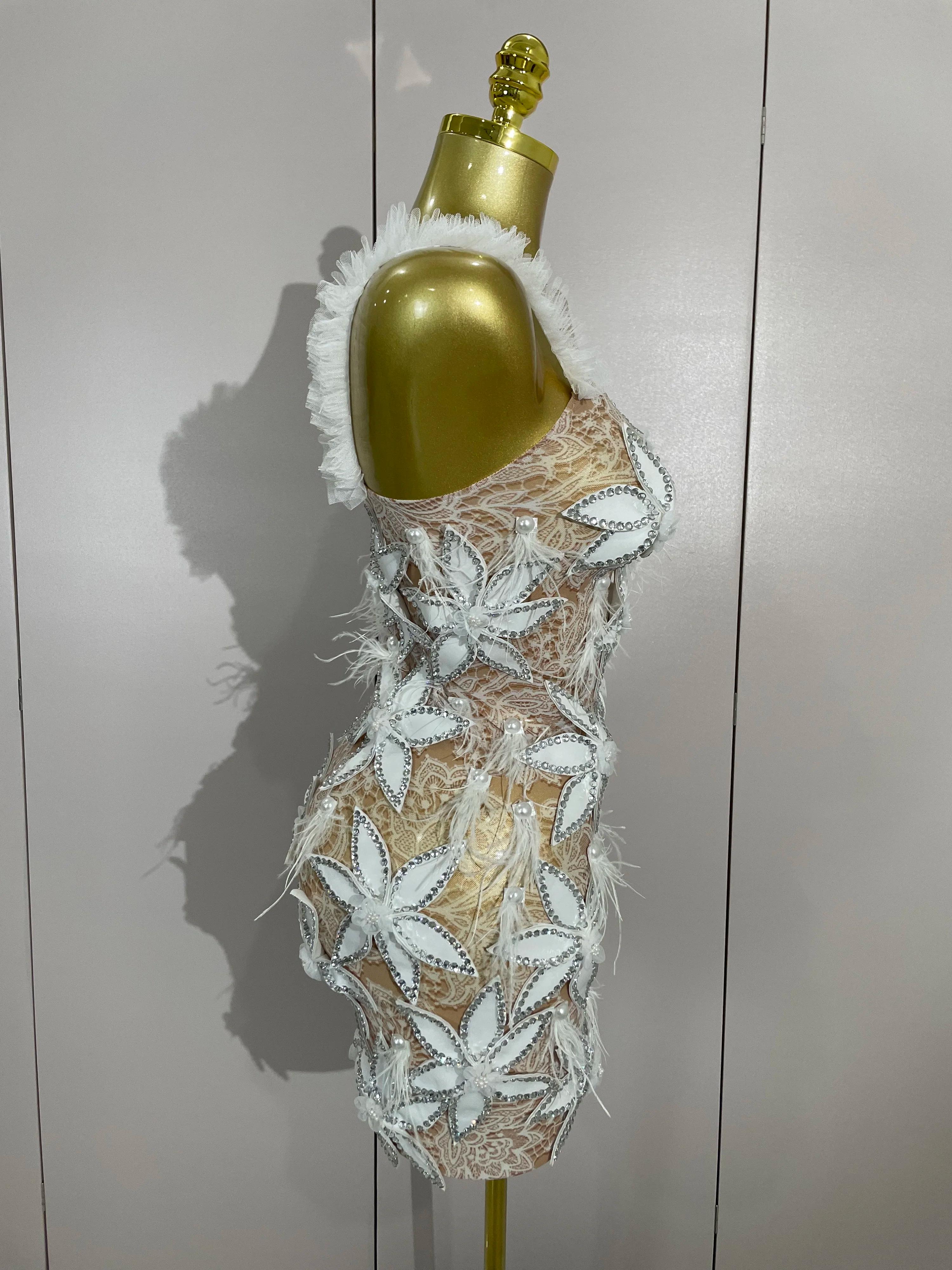 Sexy brillant diamant fleurs plumes blanc Transparent Slip robe courte soirée bal célébrer anniversa