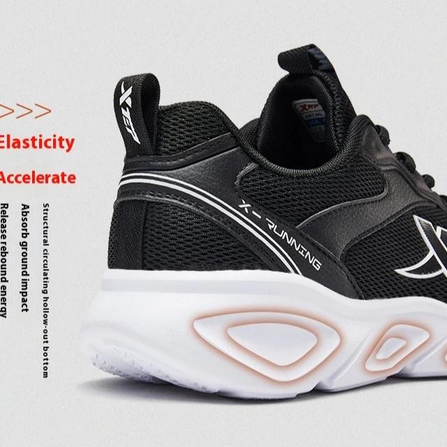 Chaussures de course Xtep respirantes pour hommes baskets confortables durables rebond printemps 2020