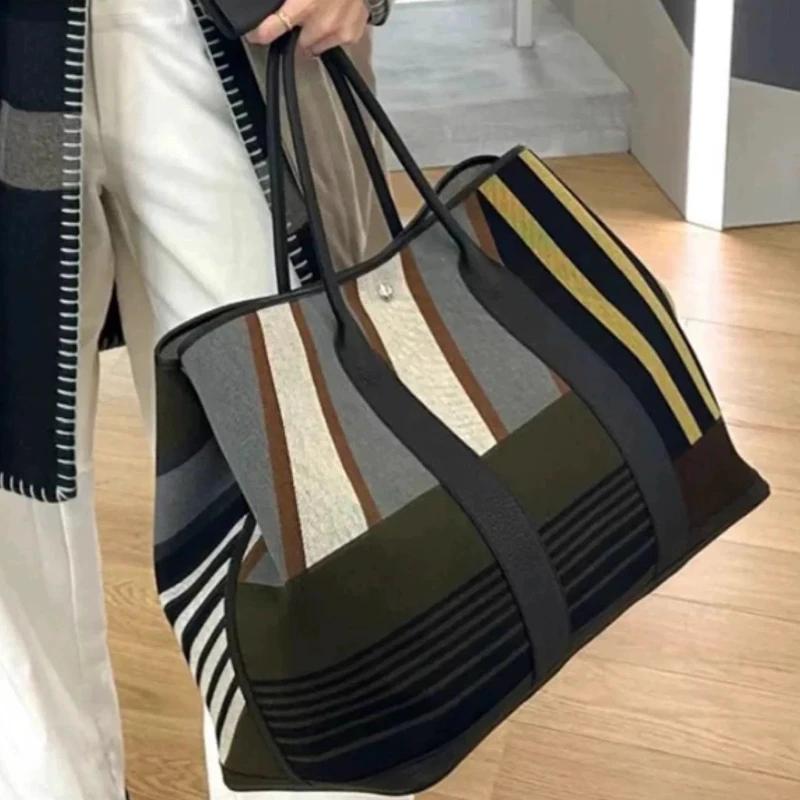 Sac fourre-tout de luxe en toile rayée avec bordure en cuir et poignées roulées, grand sac de course