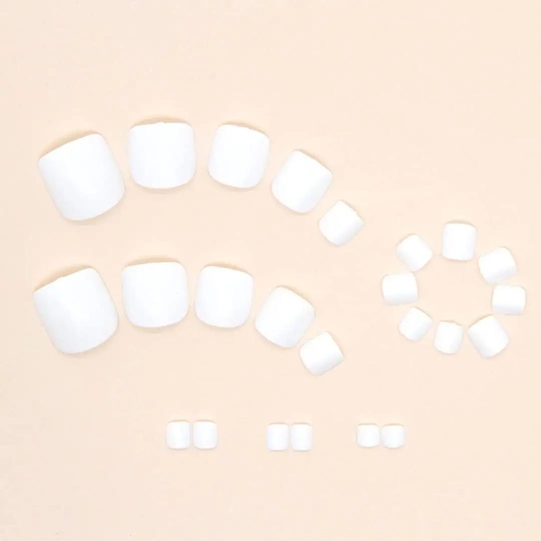 120 pièces améliorent instantané votre look avec un ensemble de faux ongles courts carrés blancs à c