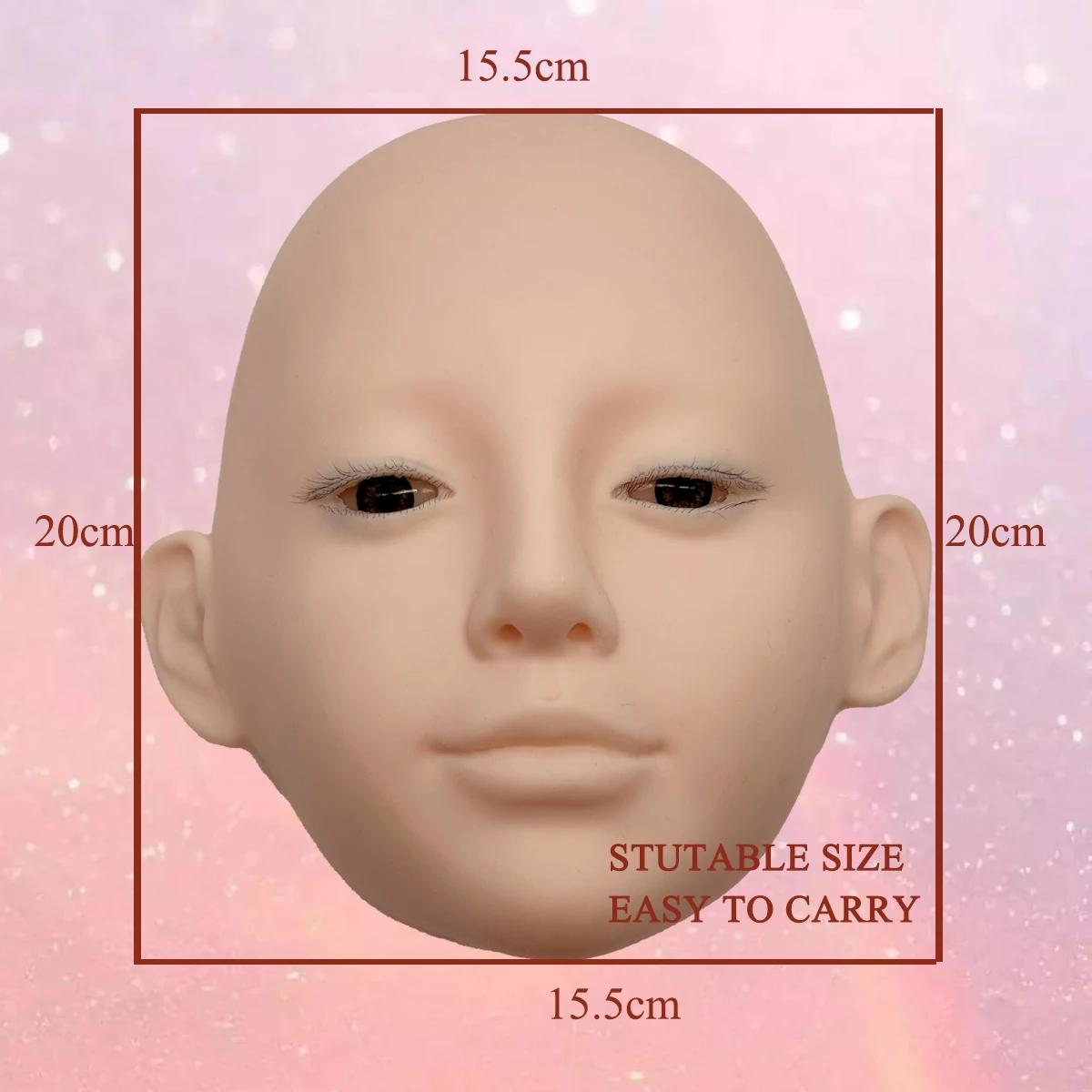Tête de formation professionnelle pour extensions de cils avec peau - comme une douceur pour les tec
