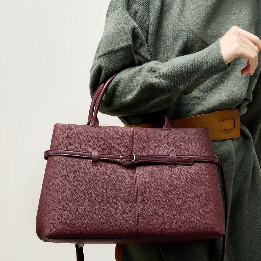 Sacs pour femmes 2025 en cuir véritable grande capacité bureau déplacement concepteur inspiré fourre