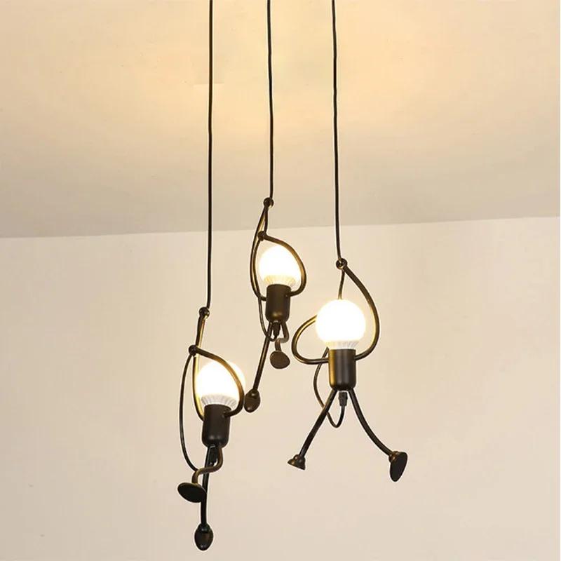 Vintage fer petit homme Arts modernes lustre LED plafonnier maison salon enfants chambre décor noir 