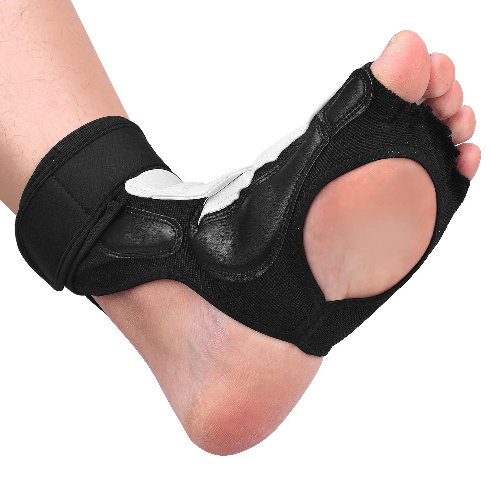 Protecteur pied taekwondo haute qualité KTA compétition officielle combat coups