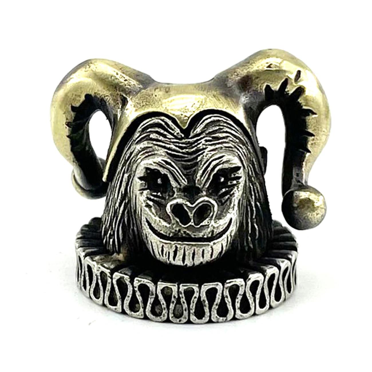 Lanière tissée de perles de couteau de figurines de Hannib en laiton