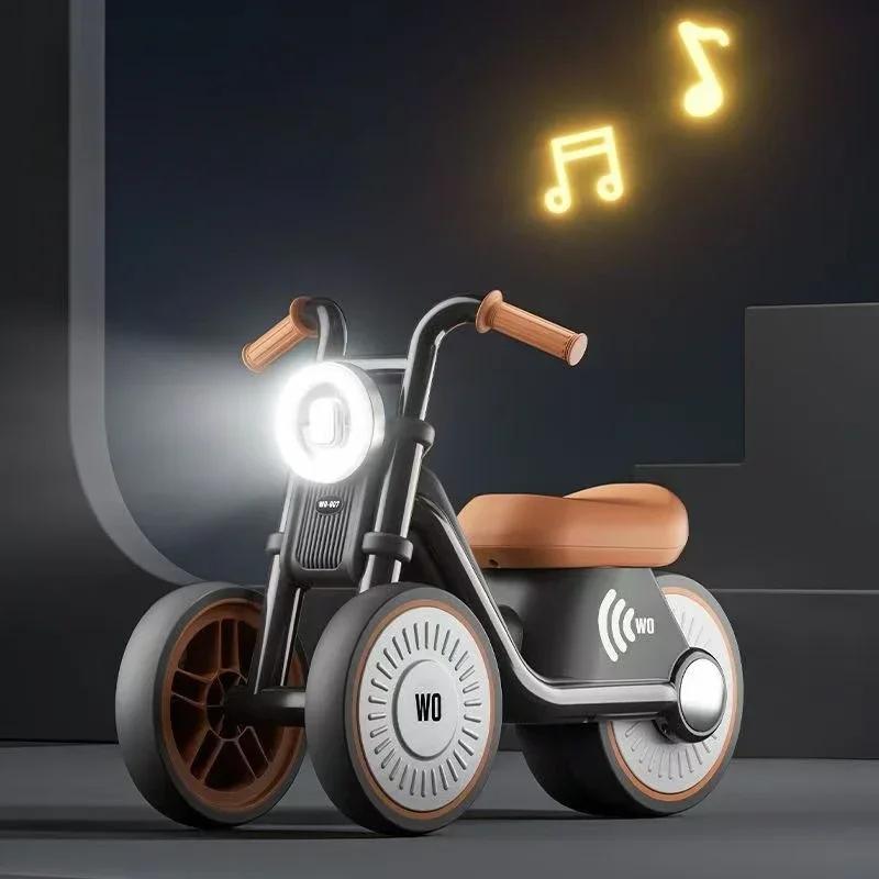 Vélo d'équilibre pour enfants, moto d'équilibre pour tout-petits avec musique et lumières, conception robuste sans pointe, roues silencieuses pour garçons et filles