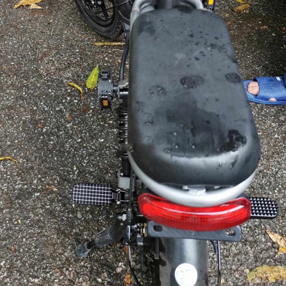 Pédale arrière coordonnante pour vélo électrique, conception pliable, matériau en alliage d'aluminium, motif large, application
