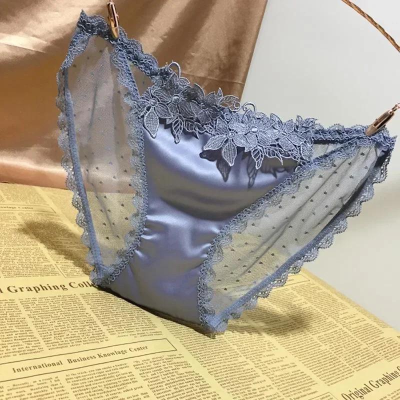 Sous-vêtements pour femmes