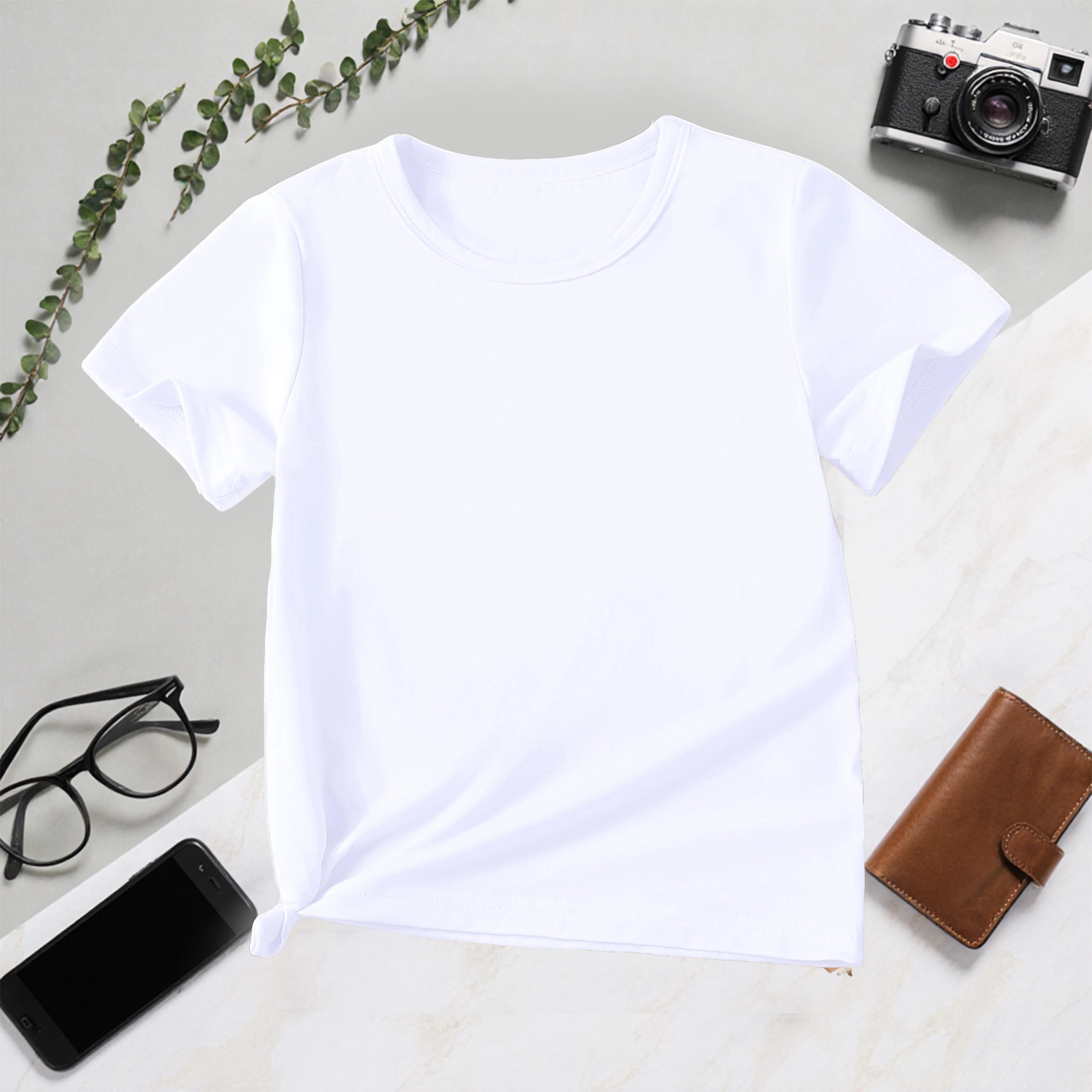 T-shirt pour femme avec motif de chat d'anime mignon