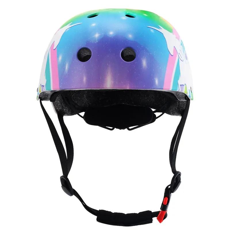 Beaux enfants arc-en-ciel cyclisme casque de vélo enfants auto-équilibrage roue de vélo Skateboard patinage casque de vélo