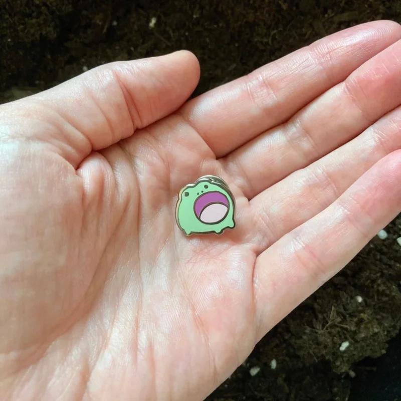 Broches en émail pour petits animaux mignons, broches grenouille hurlante Kawaii, Badge à revers en