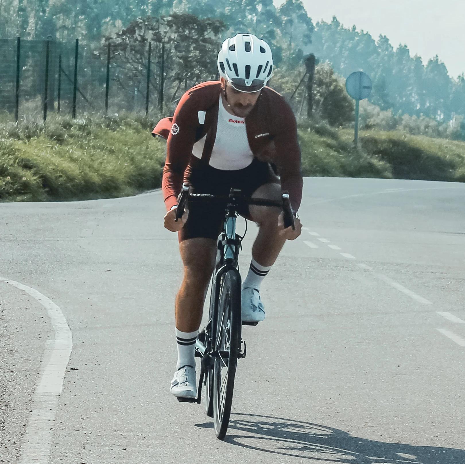 DAREVIE Chemise en résille sans couture pour hommes et femmes, couche de base de cyclisme, absorbant