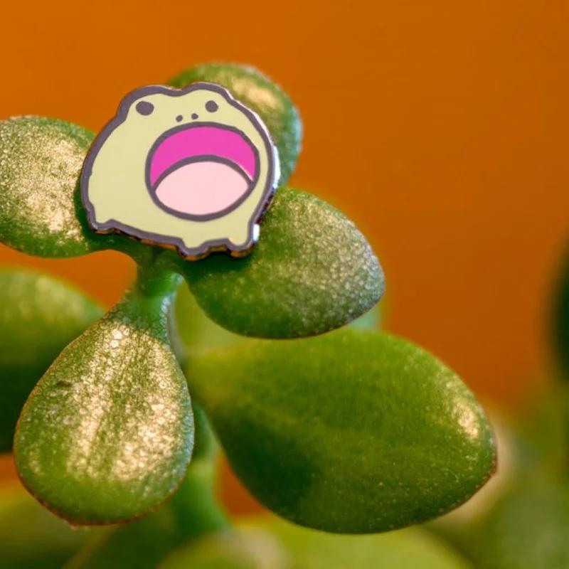 Broches en émail pour petits animaux mignons, broches grenouille hurlante Kawaii, Badge à revers en