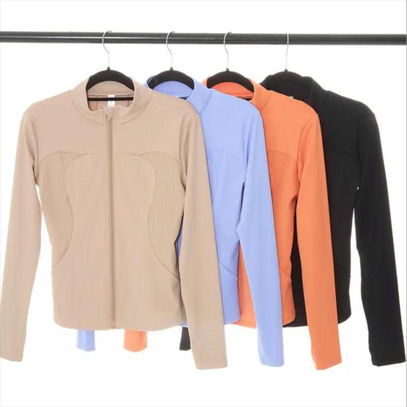 Chemise de sport femme ajustée manches longues avec trous pour pouces pour yoga et running
