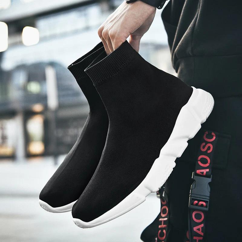 Chaussettes noires classiques sans lacet - Confort optimal pour course et baskets décontractées
