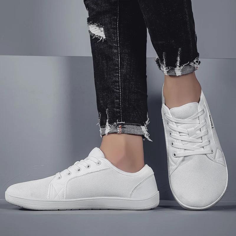 Baskets pieds nus blanches à la mode pour hommes et femmes, chaussures de marche à bout large, maill