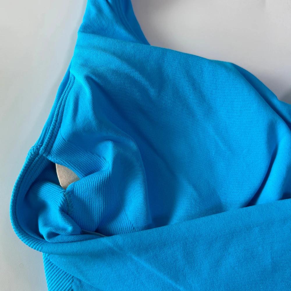 Sans Logo sans couture haut à licou dos nu palangre à bretelles rembourré haut de sport femmes souti