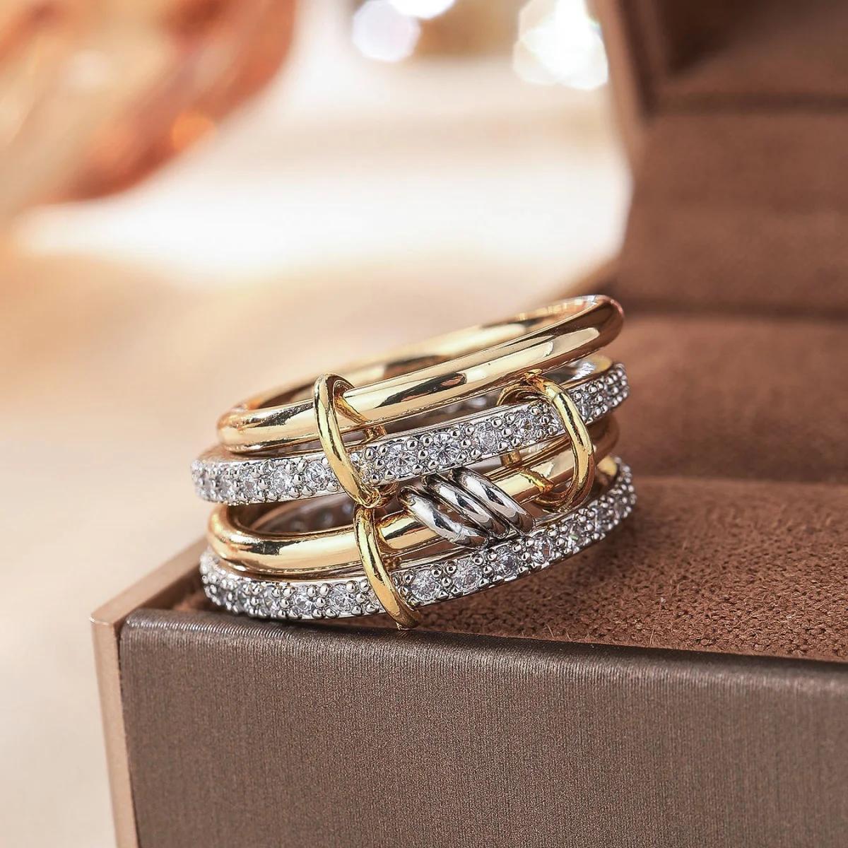 Une Niche bague de bijoux en cuivre bicolore à quatre anneaux, hypoallergénique, Style Ins, artefact
