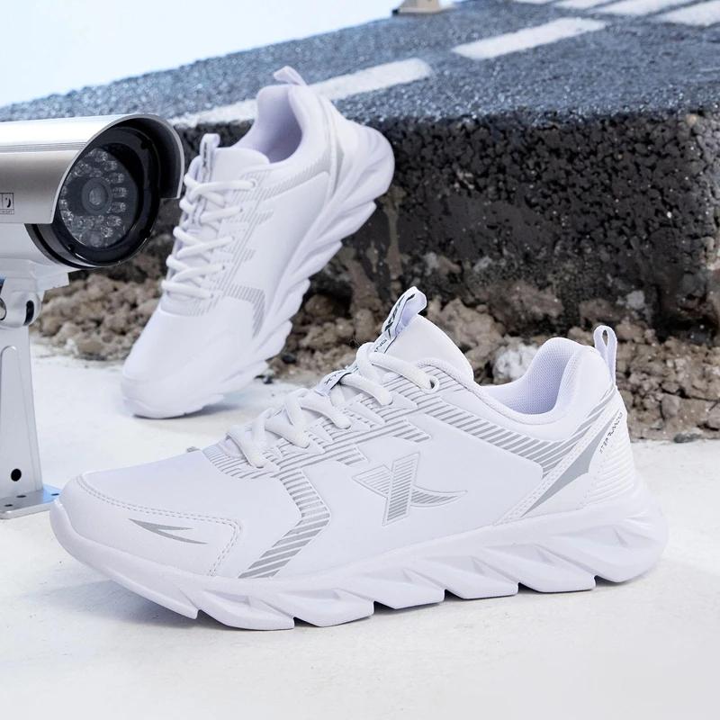 Xtep chaussures de course antidérapantes chaussures de sport pour femmes souples en cuir supérieur A
