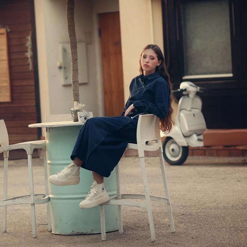 Robe portefeuille pour femmes, maxi, couleur blanche, avec coutures spéciales contrastées, sans manc