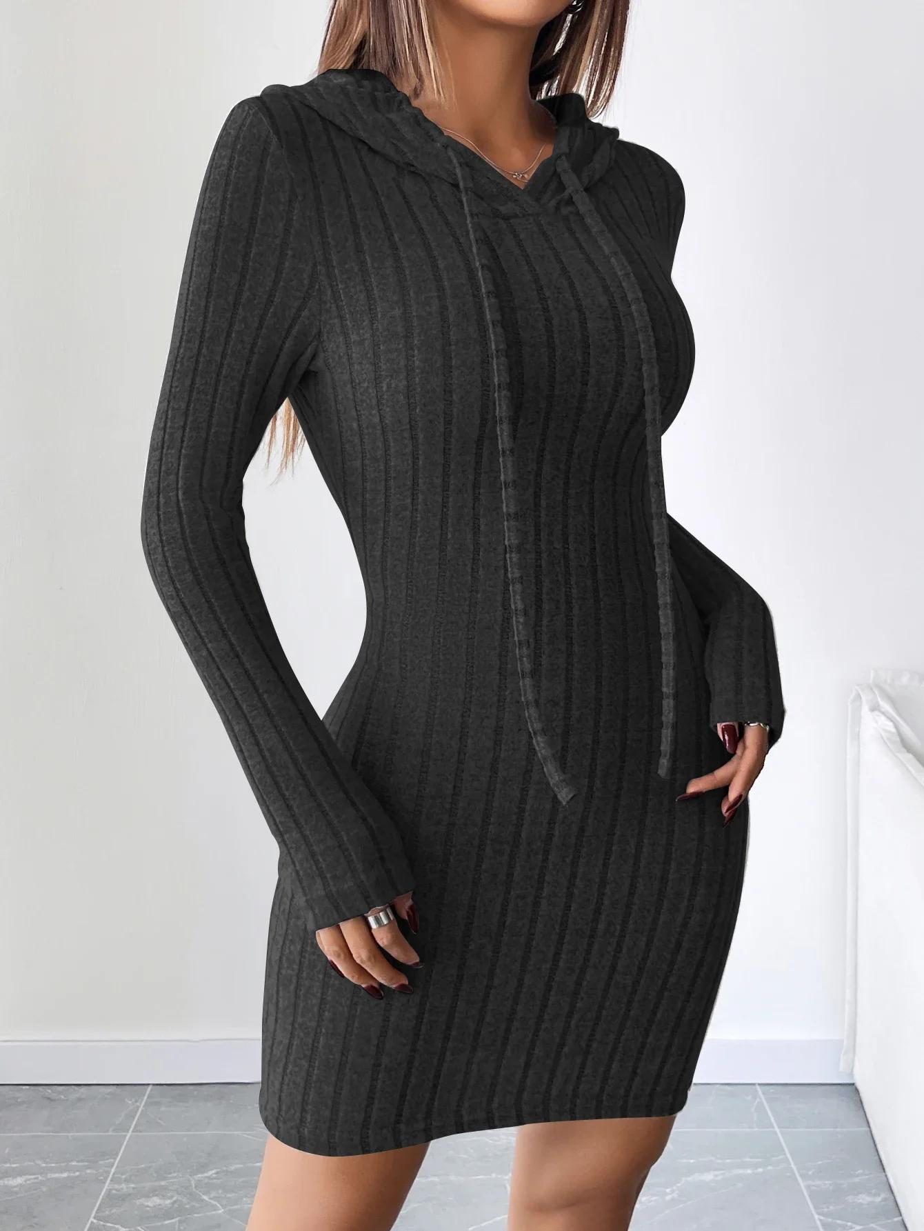 Robe ajustée à capuche tricotée côtelée à la mode avec cordon de serrage - Style décontracté confort