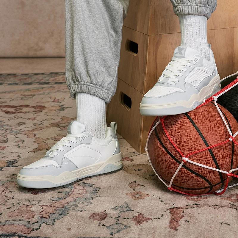 Xtep-Chaussures de skateboard pour hommes, baskets rétro décontractées, sports de plein air, loisirs