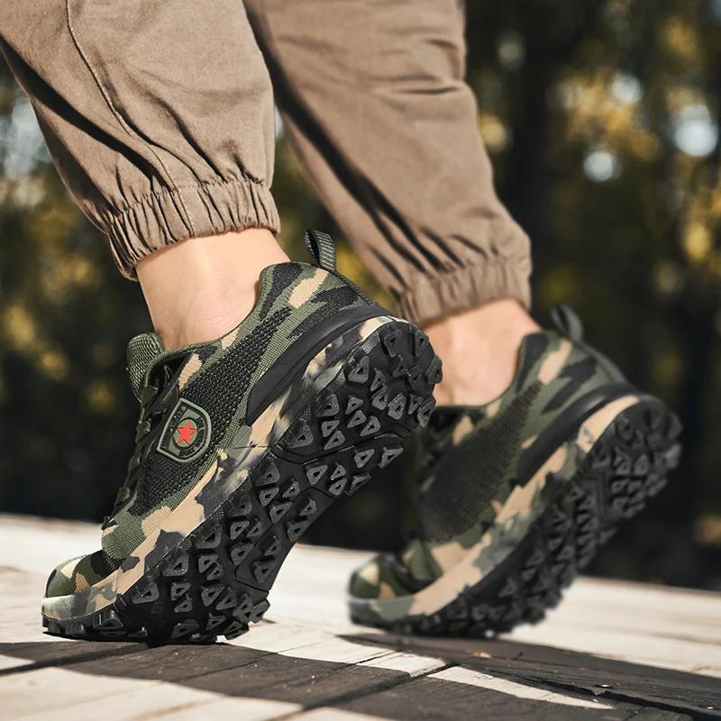 Les chaussures de sport respirantes camouflage pour hommes sont confortables et antidérapantes à sem
