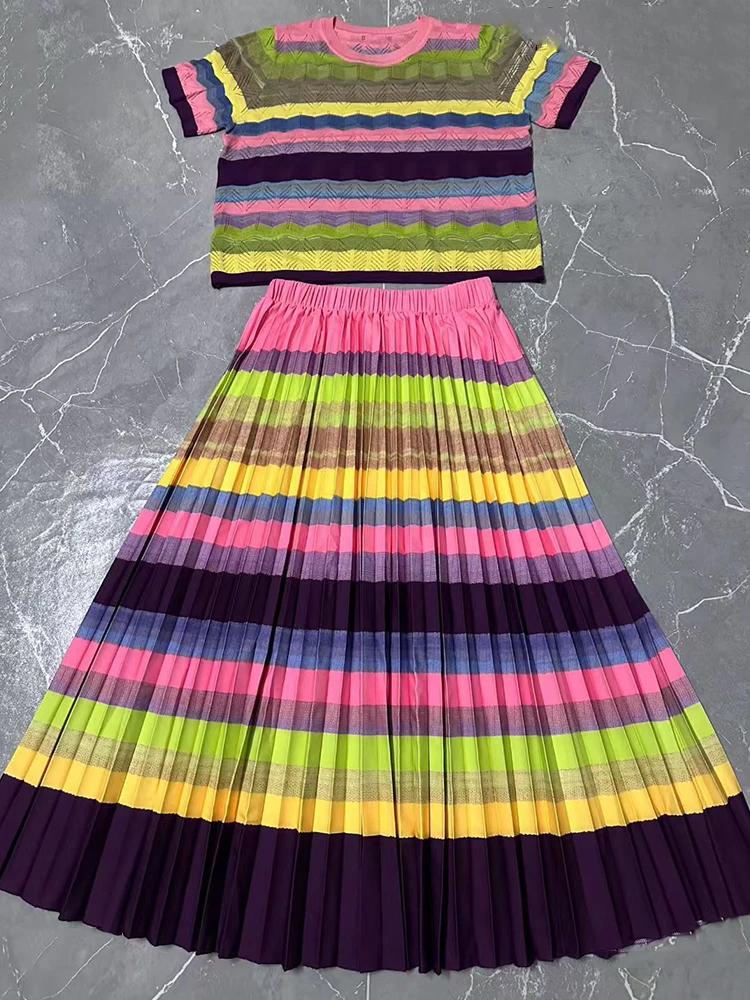 Ensemble deux pièces tricoté élastique rayé couleur rétro : cardigan et jupe plissée ample – Collect