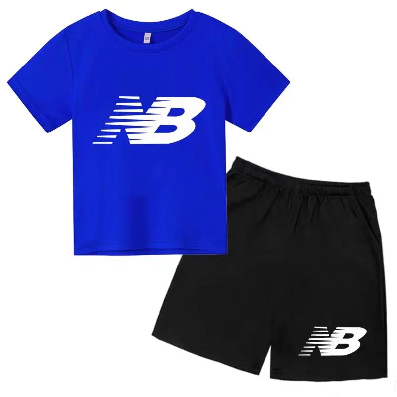 T-shirt noir à col rond et short pour enfants, ensemble de sport décontracté à manches courtes pour