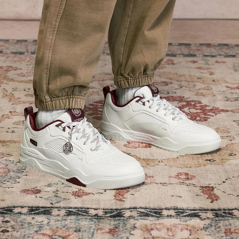 Xtep-Chaussures de skateboard pour hommes, baskets rétro décontractées, sports de plein air, loisirs