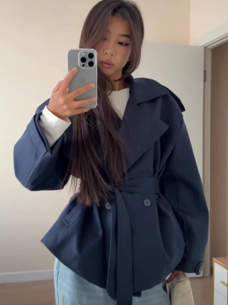 Manteau trench pour femme à col revers et col en V, manches longues, coupe ajustée, avec ceinture, c