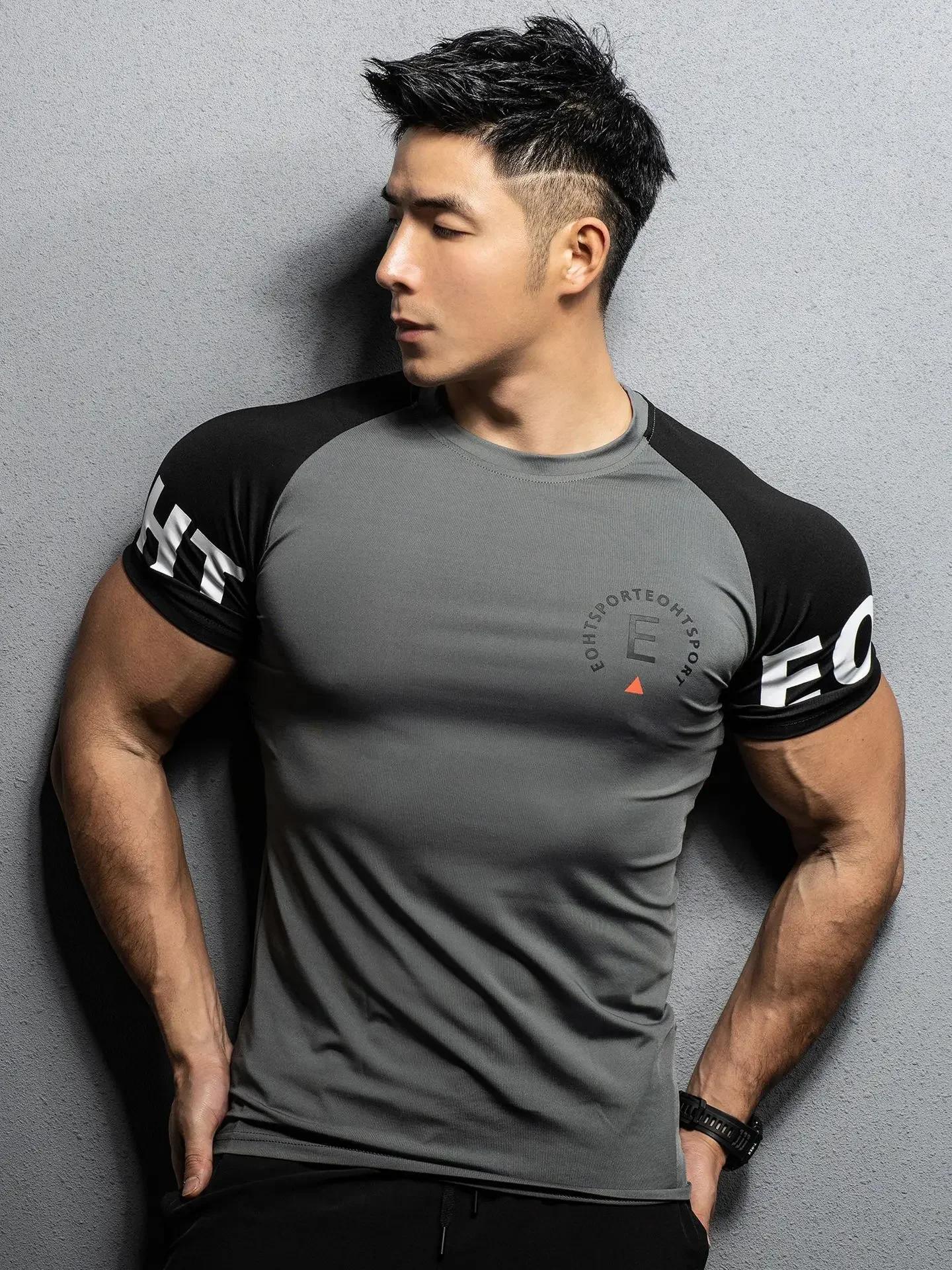 Gymnases d'été t-shirt hommes musculation Fitness séchage rapide à manches courtes t-shirt t-shirts