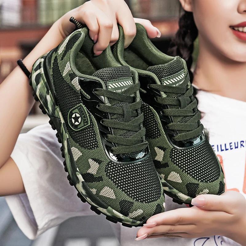 Les chaussures de sport respirantes camouflage pour hommes sont confortables et antidérapantes à sem