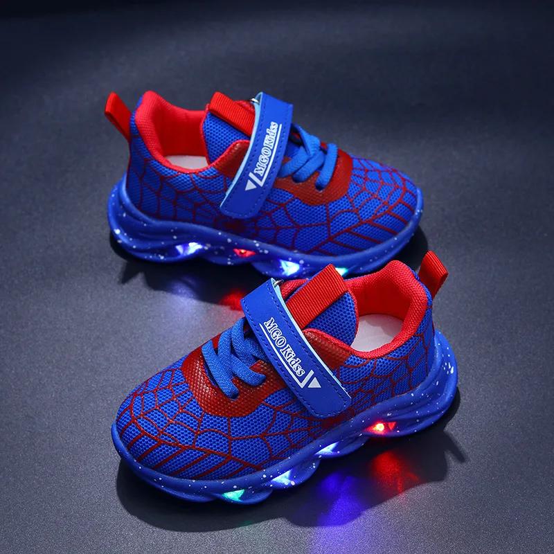 Printemps automne garçons Spiderman maille respirant chaussures de Sport Disney LED enfants baskets