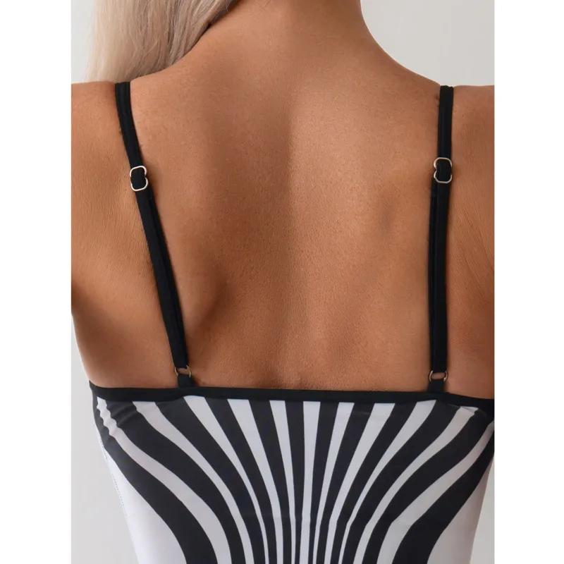 Maillot de bain été rayé sexy femme une pièce push up natation piscine fermé 2026