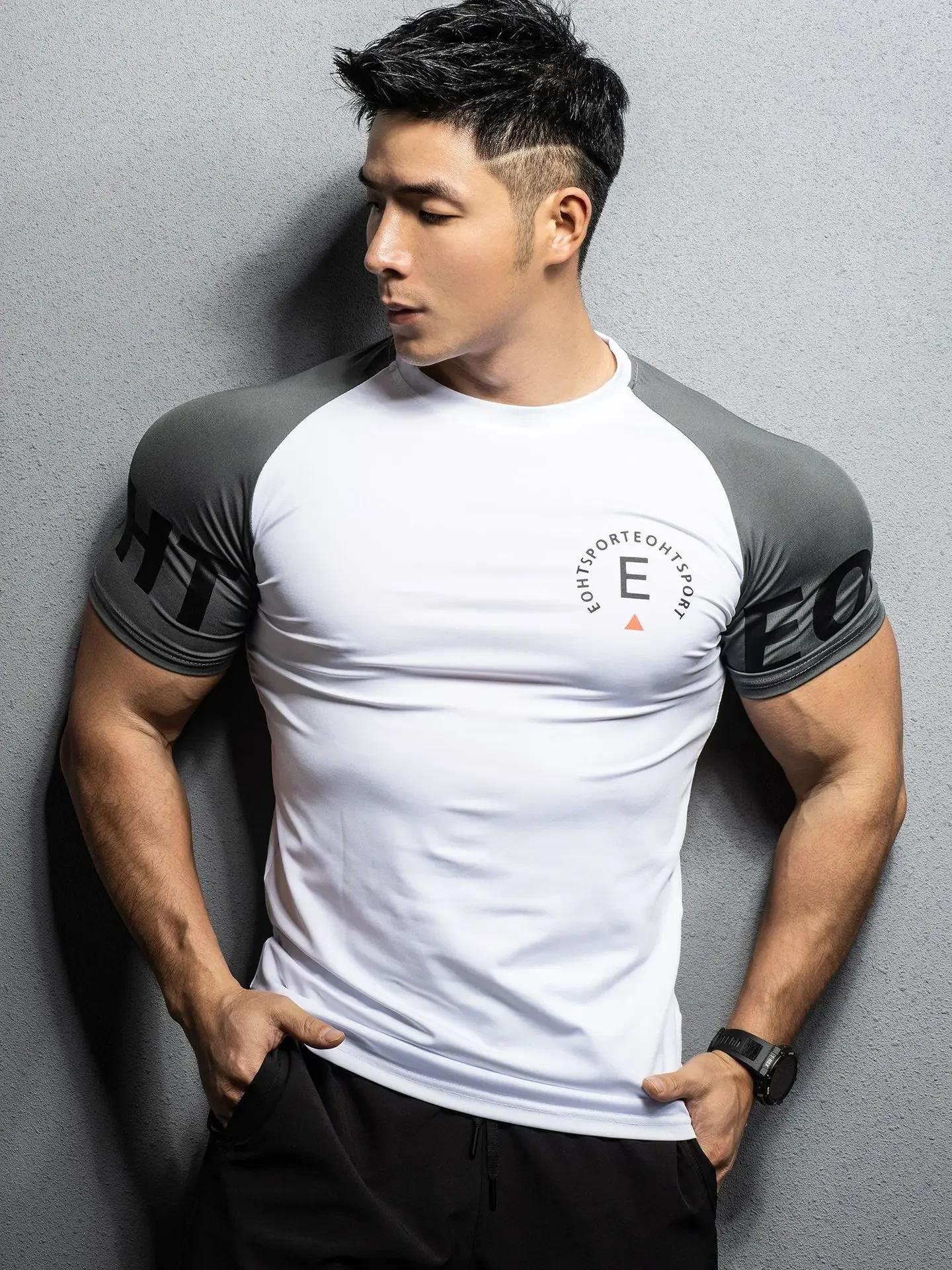 Gymnases d'été t-shirt hommes musculation Fitness séchage rapide à manches courtes t-shirt t-shirts
