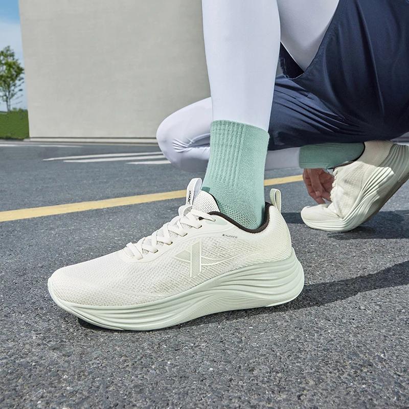 Xtep Cloud Max chaussures de course pour hommes 2025 printemps chaussures de sport décontractées sem
