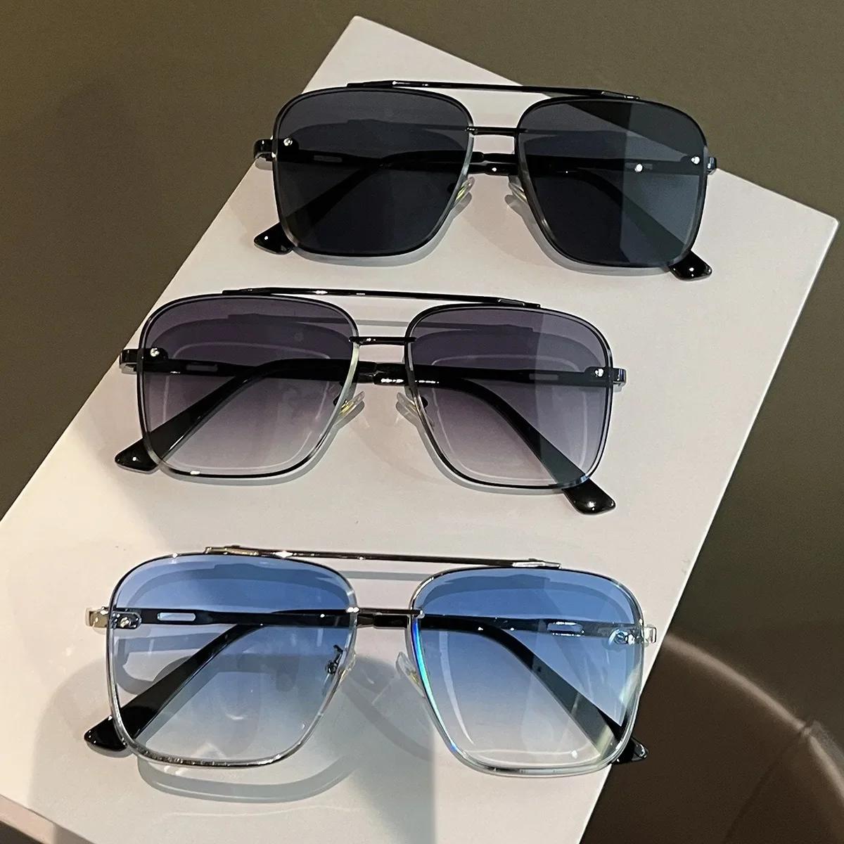 Lunettes de soleil Punk à grande monture en métal pour hommes et femmes, lunettes de conduite Cool,