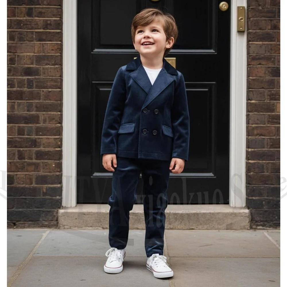 Costume Garçon Bleu Marine en Velours Croisé 2 Pièces – Blazer et Pantalon Élégant pour Tenue Décont