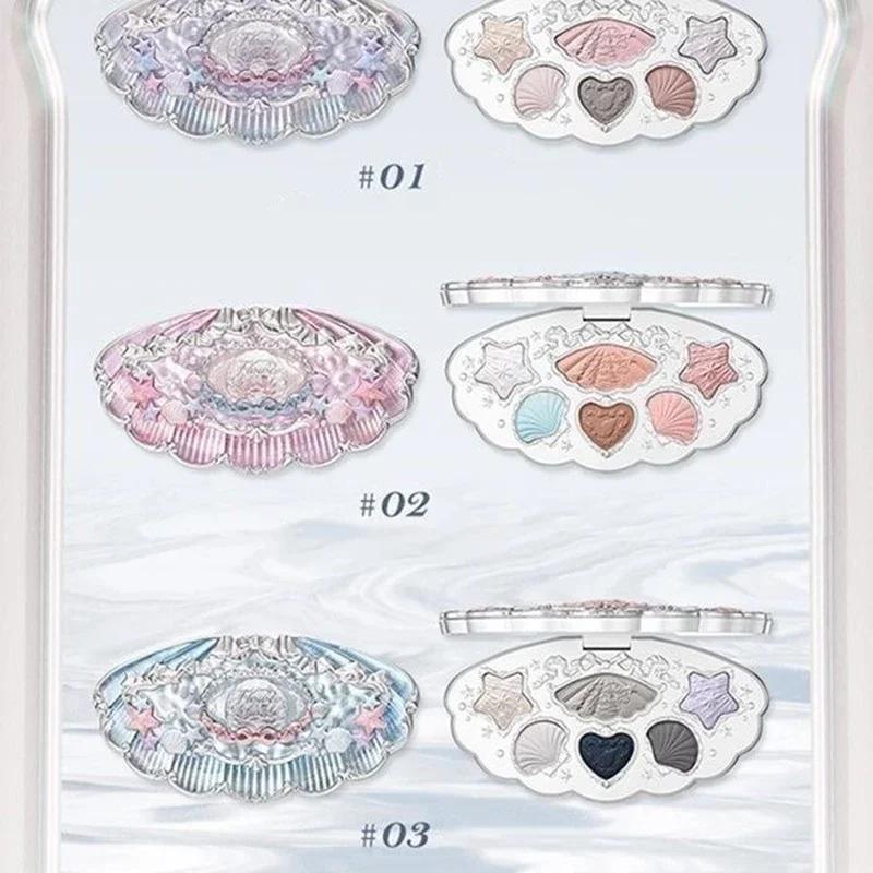 Collection Flower Knows Bunny : Palette de fards à paupières, blush, gloss à lèvres, trousse de maqu