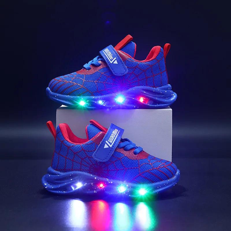 Printemps automne garçons Spiderman maille respirant chaussures de Sport Disney LED enfants baskets